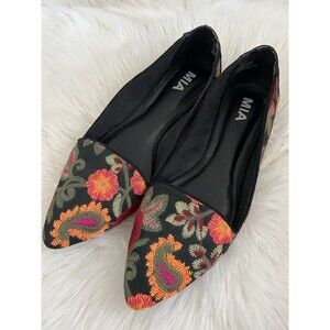 MIA Cadley Paisley Floral Embroidered Flats Pointy Toe Boho Artsy Slip On Sz 11M